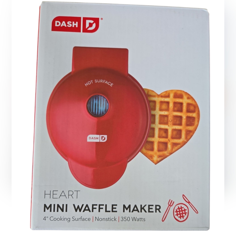 Dash Red Mini Waffle Maker